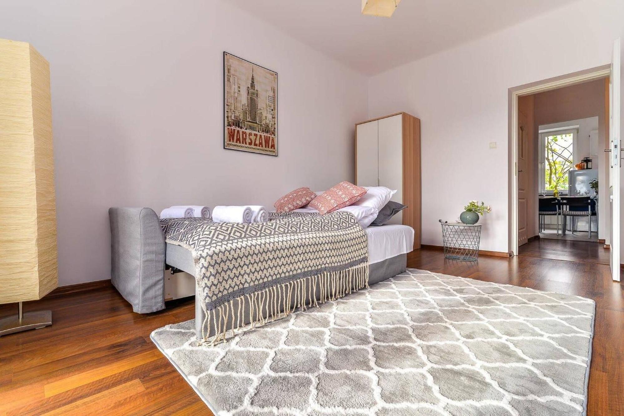 Cozy Apartment With Balcony - Palace Of Culture By Rent Like Home ワルシャワ エクステリア 写真
