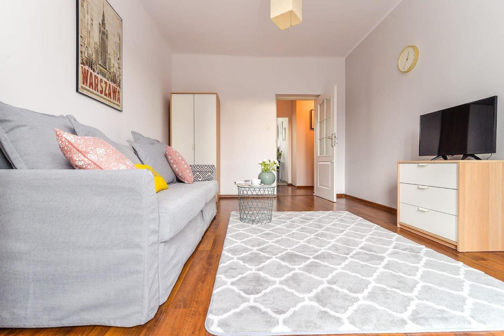 Cozy Apartment With Balcony - Palace Of Culture By Rent Like Home ワルシャワ エクステリア 写真