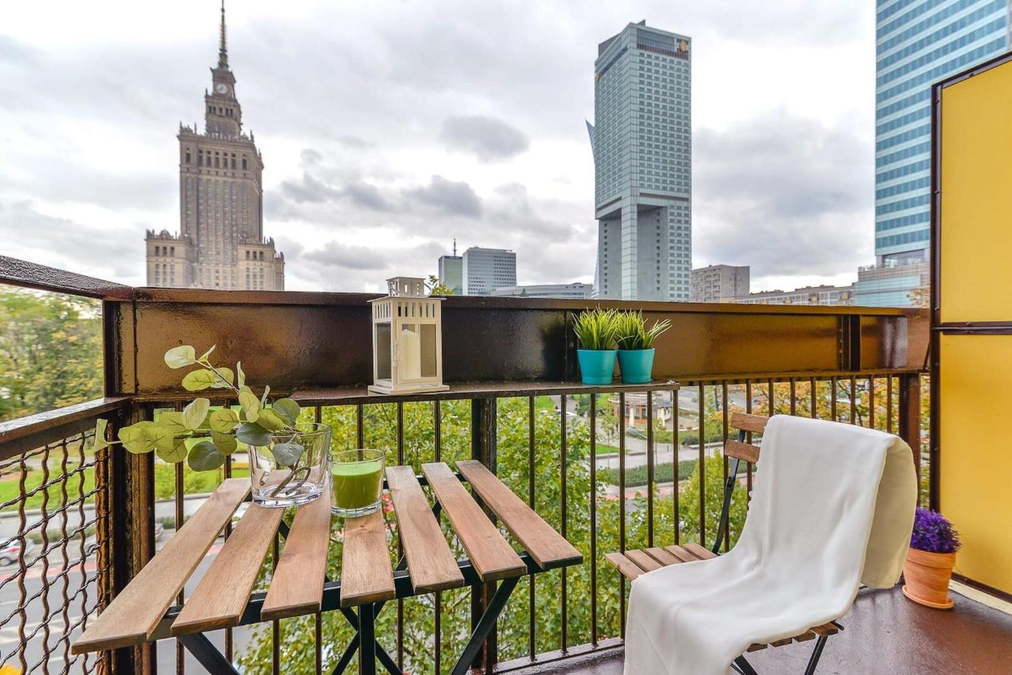 Cozy Apartment With Balcony - Palace Of Culture By Rent Like Home ワルシャワ エクステリア 写真